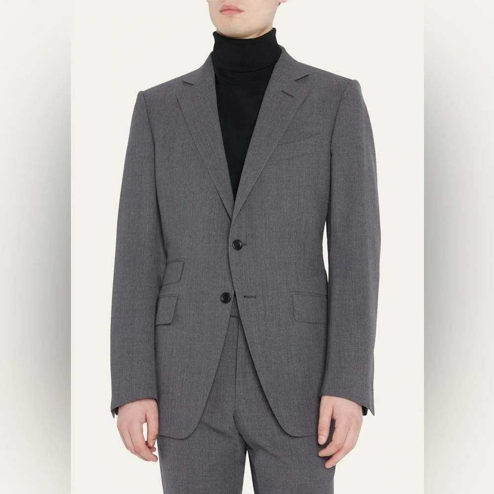 Tom Ford Men's Charcoal Gray Fine Wool Silk Suit Jacket and Trousers Size 44L US